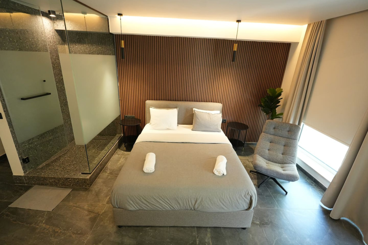 signature-suites-aiolou/