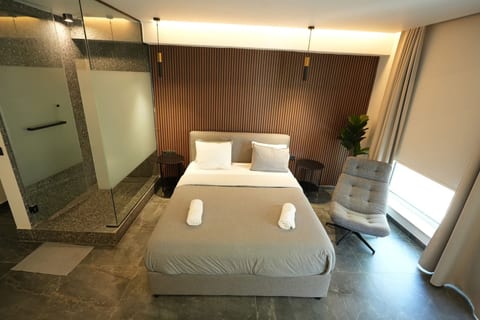 Signature Suites - Aiolou