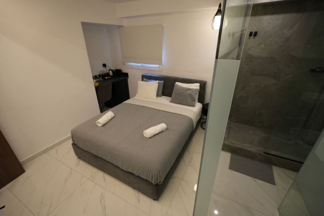signature-suites-stadiou/