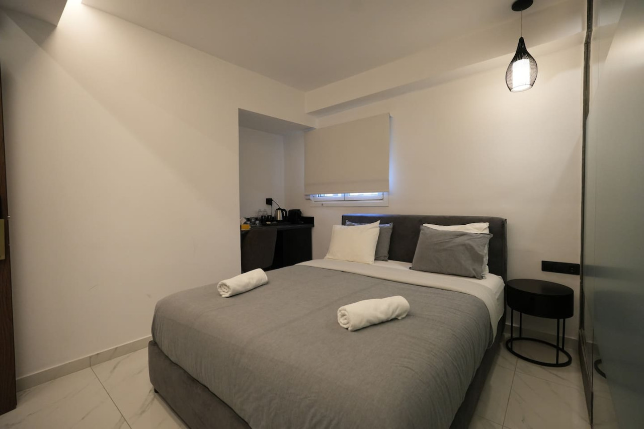 signature-suites-stadiou/