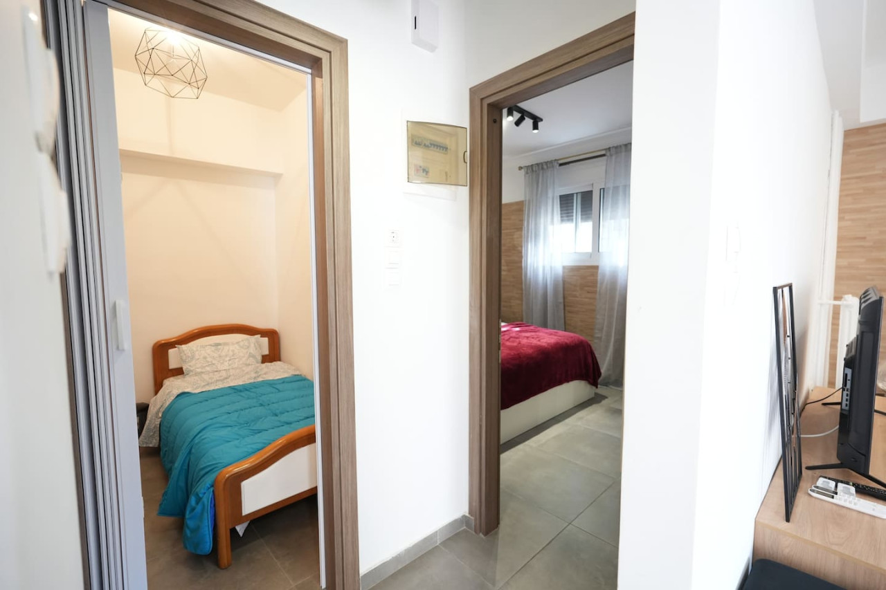 lovely-front-garden-2-bdrm-nea-smyrni/