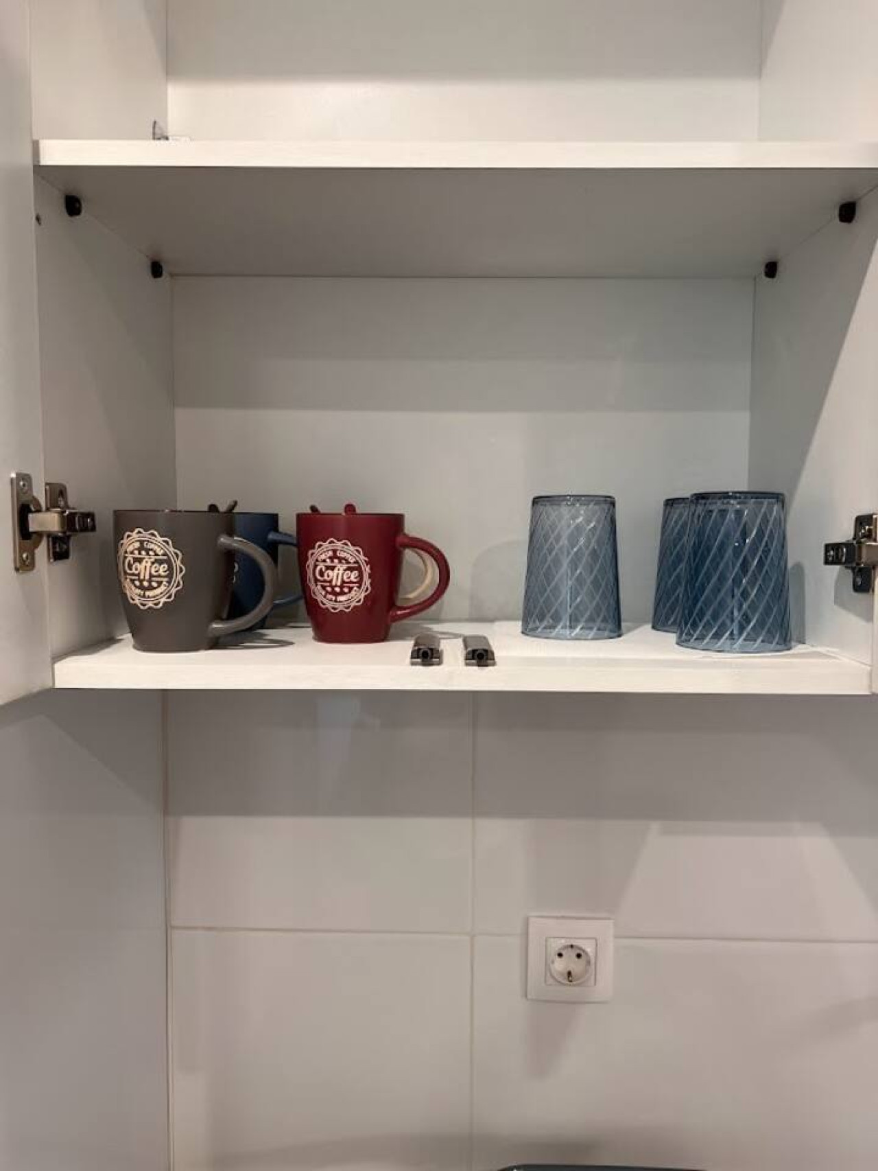 loutraki-seaview-firstline/