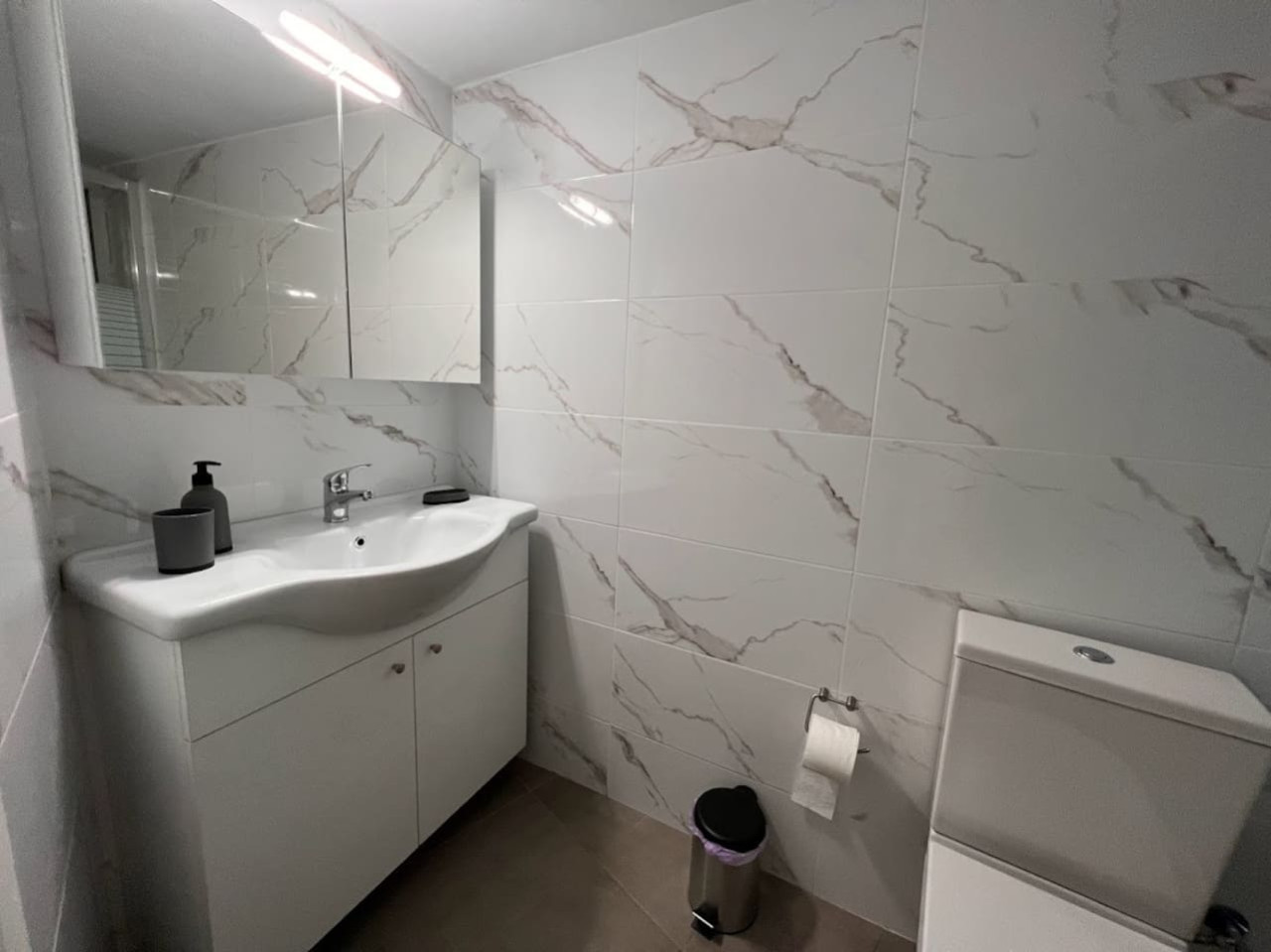 loutraki-seaview-firstline/