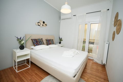 Ilysia's Retreat Cozy, 1 BDRM Apartment