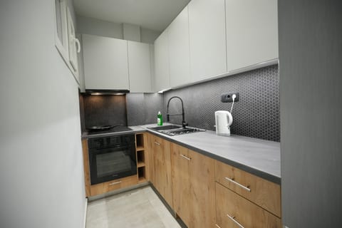 Cozy Exarcheia, 1 BDRM central Apartment