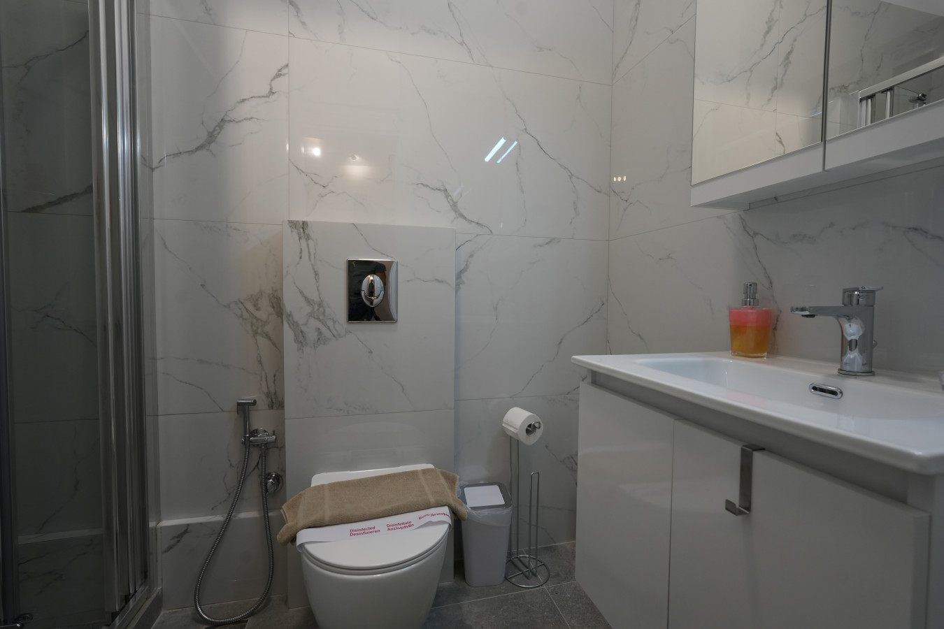 central-1-bdrm-apartment-in-pangrati/