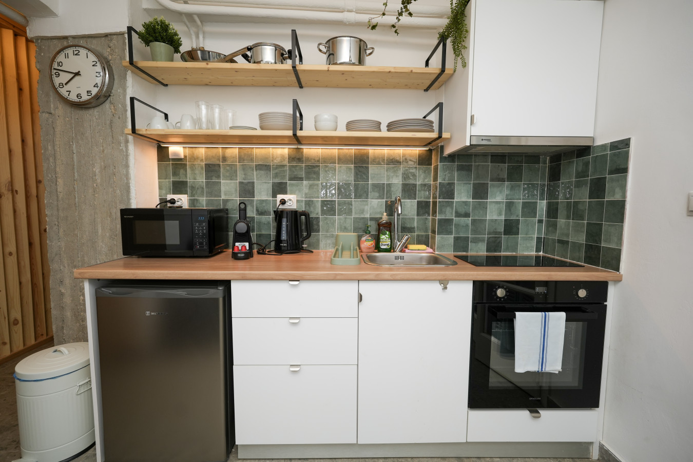 the-extravagant-studio-in-pagkrati-near-stadium/