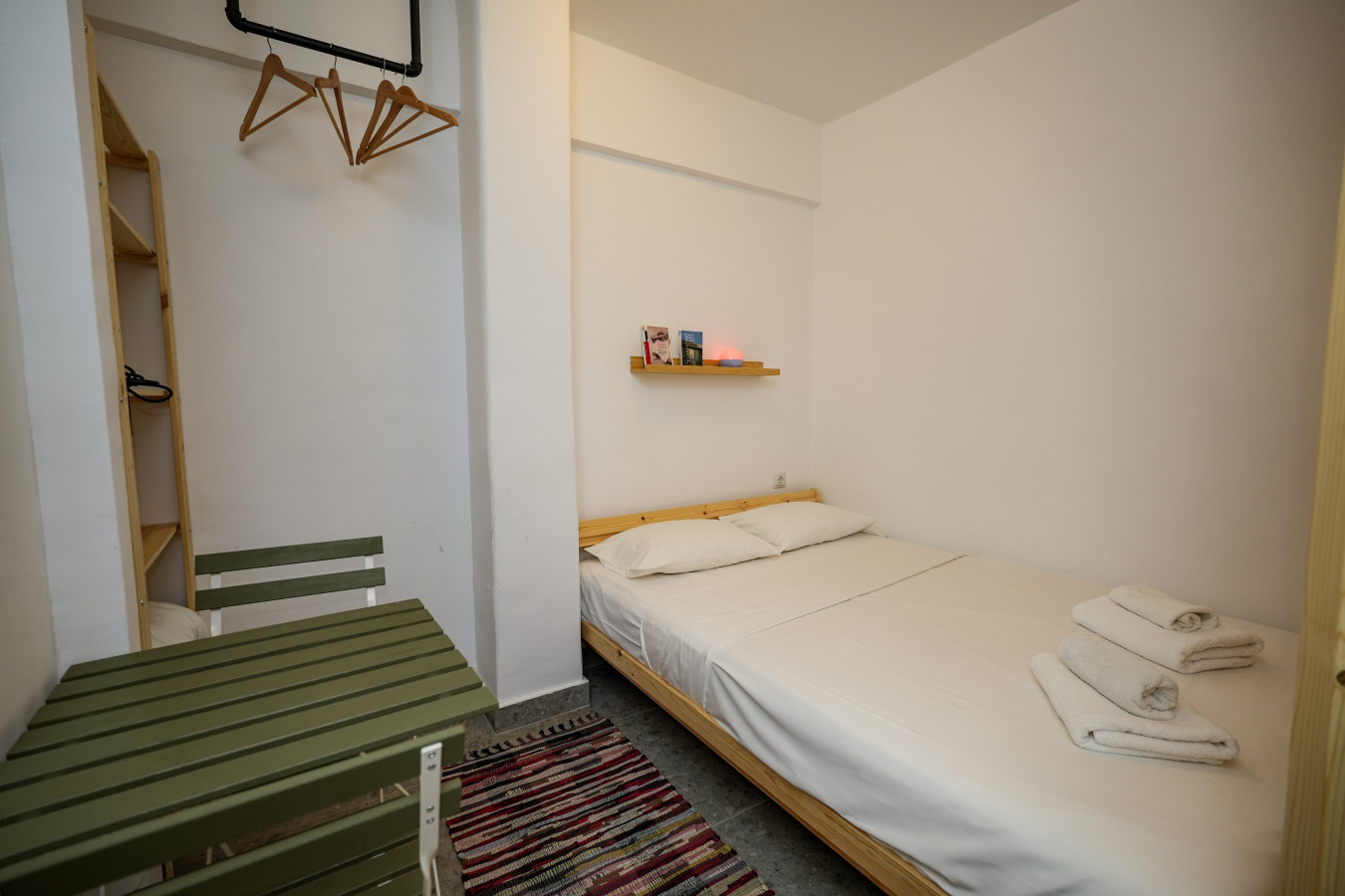 the-extravagant-studio-in-pagkrati-near-stadium/