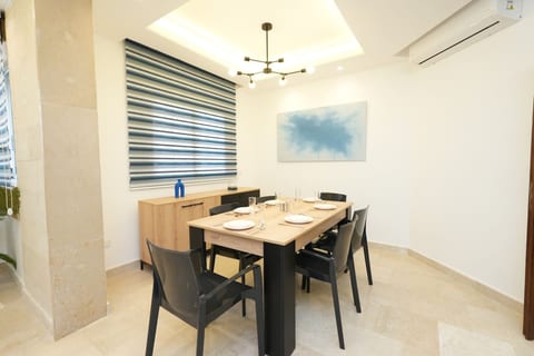The Blue Apartment, Badaro 3 BDRM, 24/7 Electric