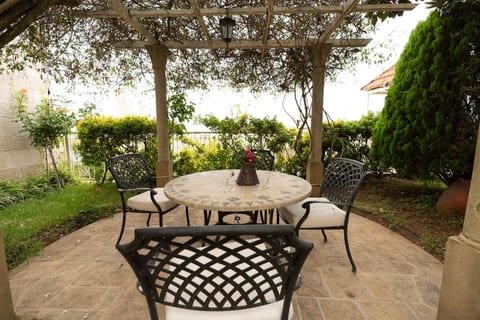 Harissa Mansion