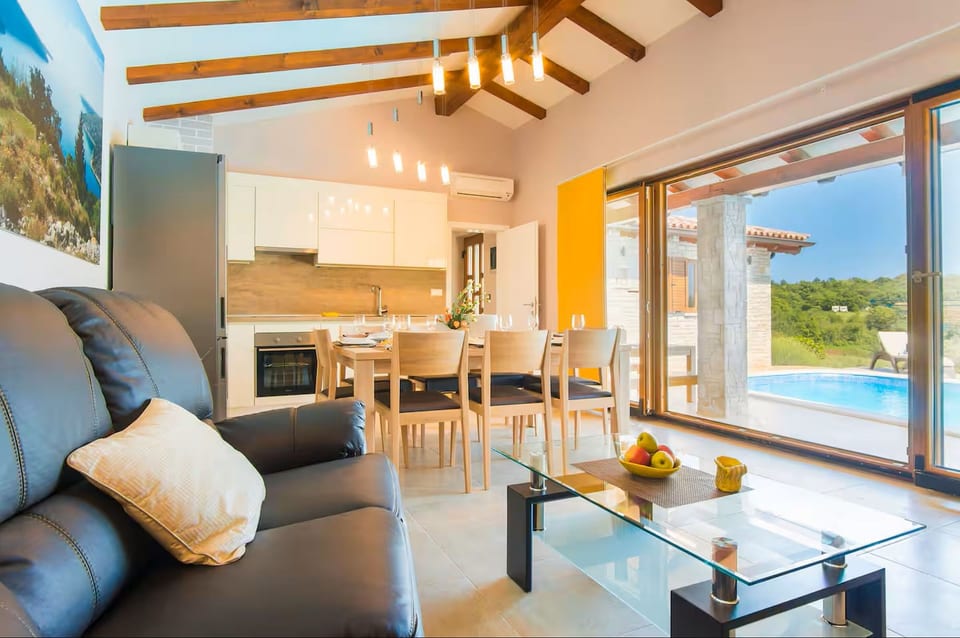 Villa Rina - Unit 377899-13