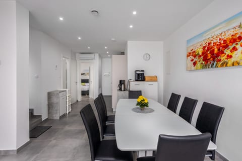 Villa Eva - Unit 377731-13