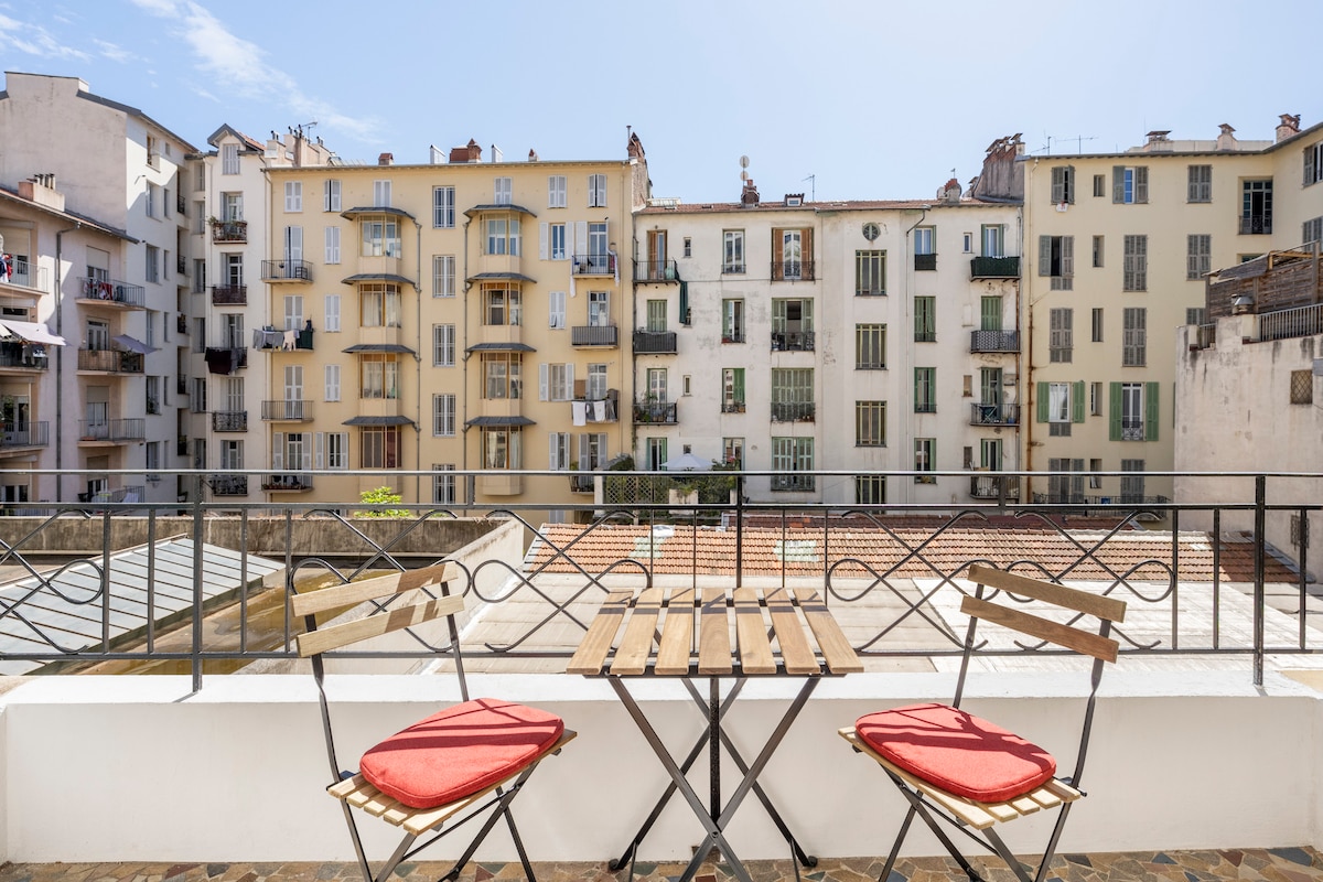 luxury-studio-in-heart-of-nice/