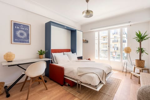 Luxury studio in heart of Nice image 3