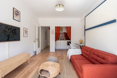 Luxury studio in heart of Nice image 2