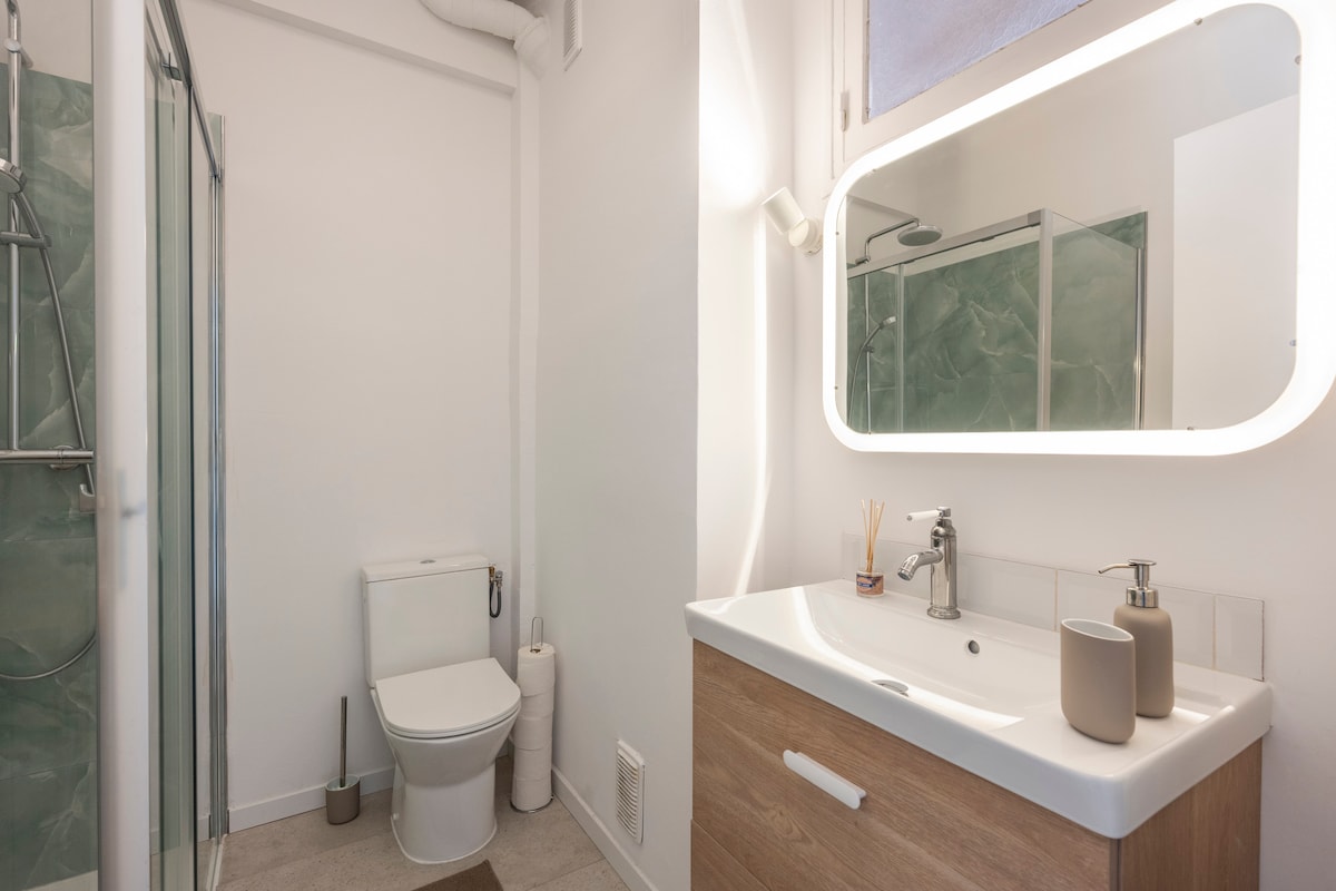 luxury-studio-in-heart-of-nice/