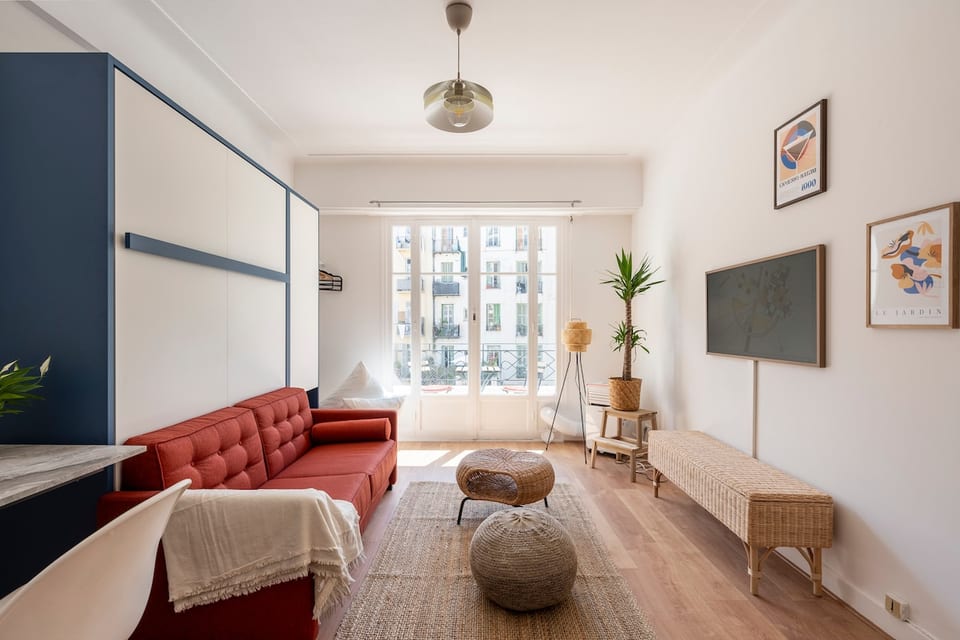 Luxury studio in heart of Nice image 1