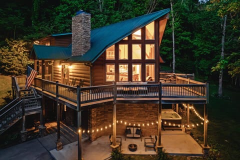 Choose your spot to relax during a peaceful evening at Pinewood Chalet.