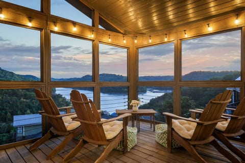 Enjoy your morning coffee or a splendid golden hour on this peaceful screened-in patio