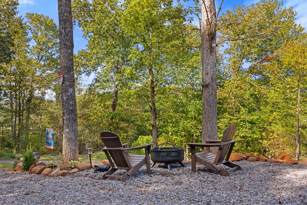 cozy-murphy-cabin-*-near-lake-hiwassee-and-wineries/