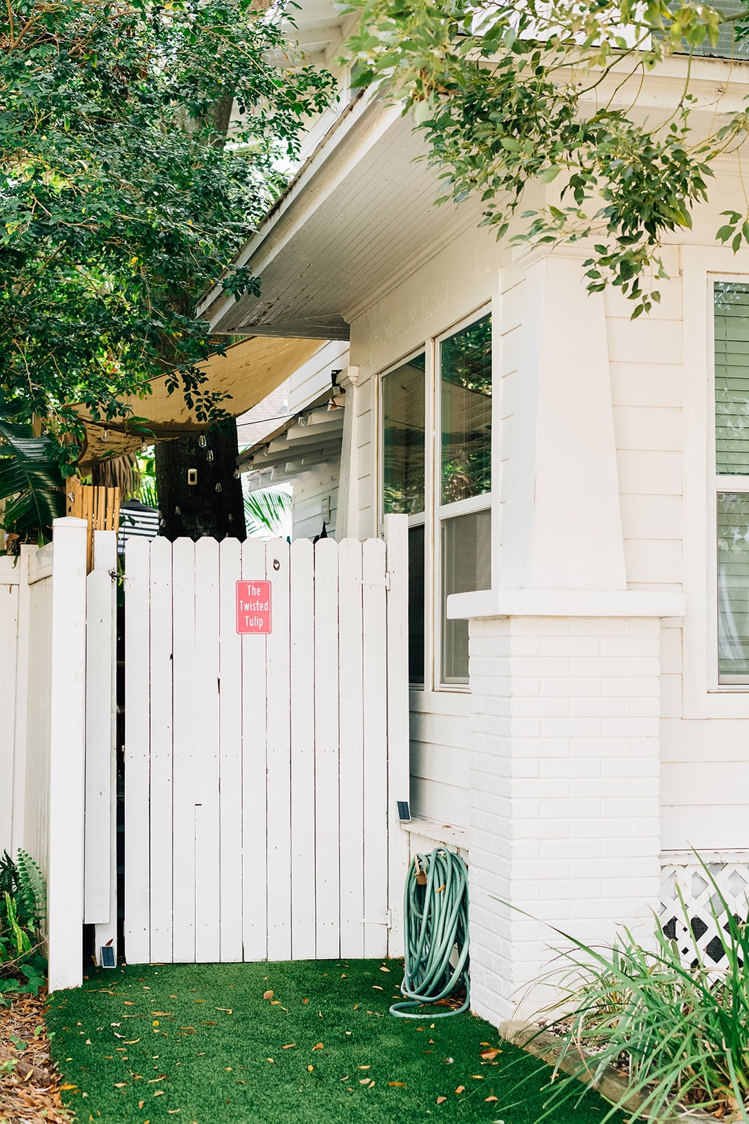 the-twisted-tulip-a-curious-stay/