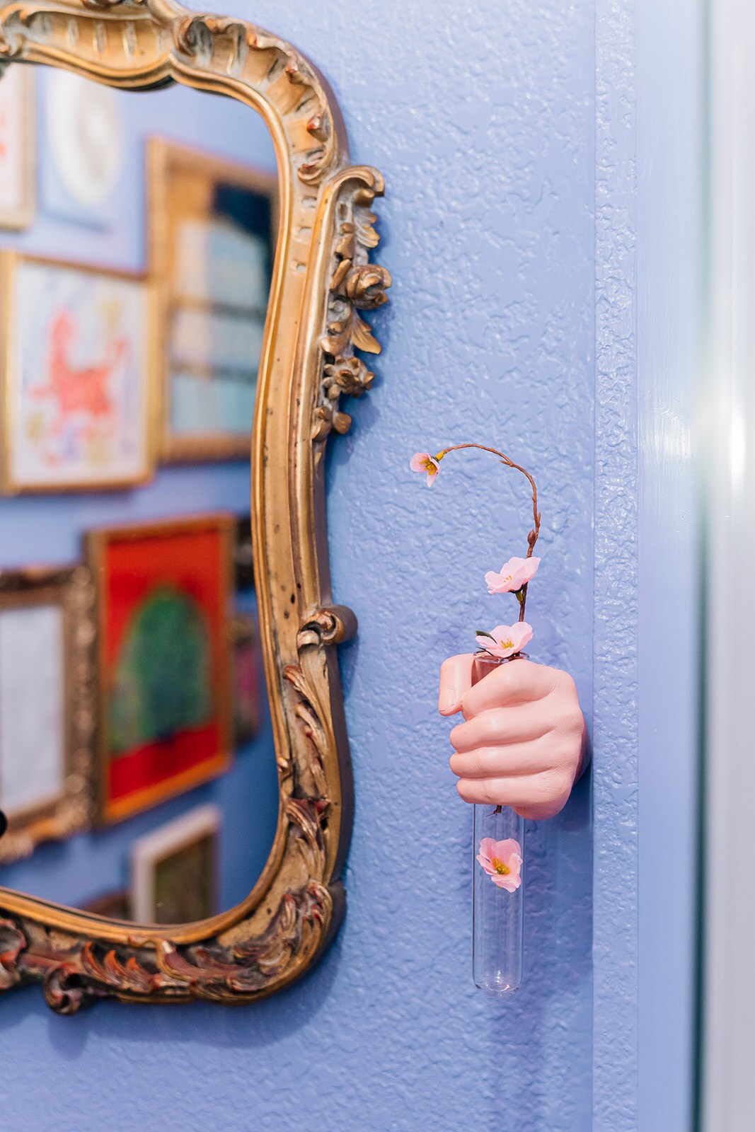 the-twisted-tulip-a-curious-stay/