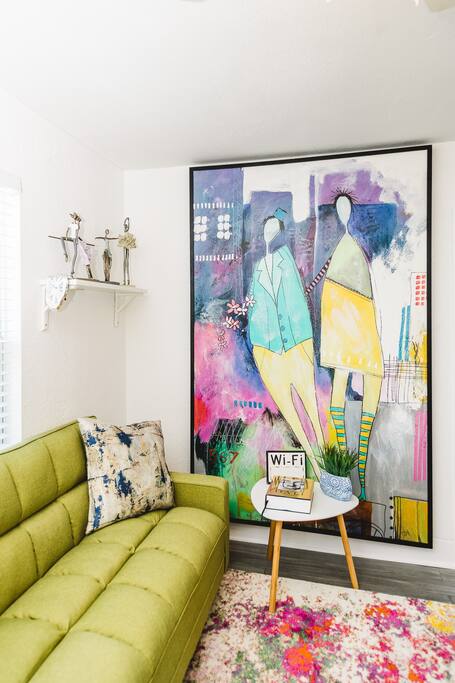 fall-special-rates-a-dali-surreal-inspired-retreat/