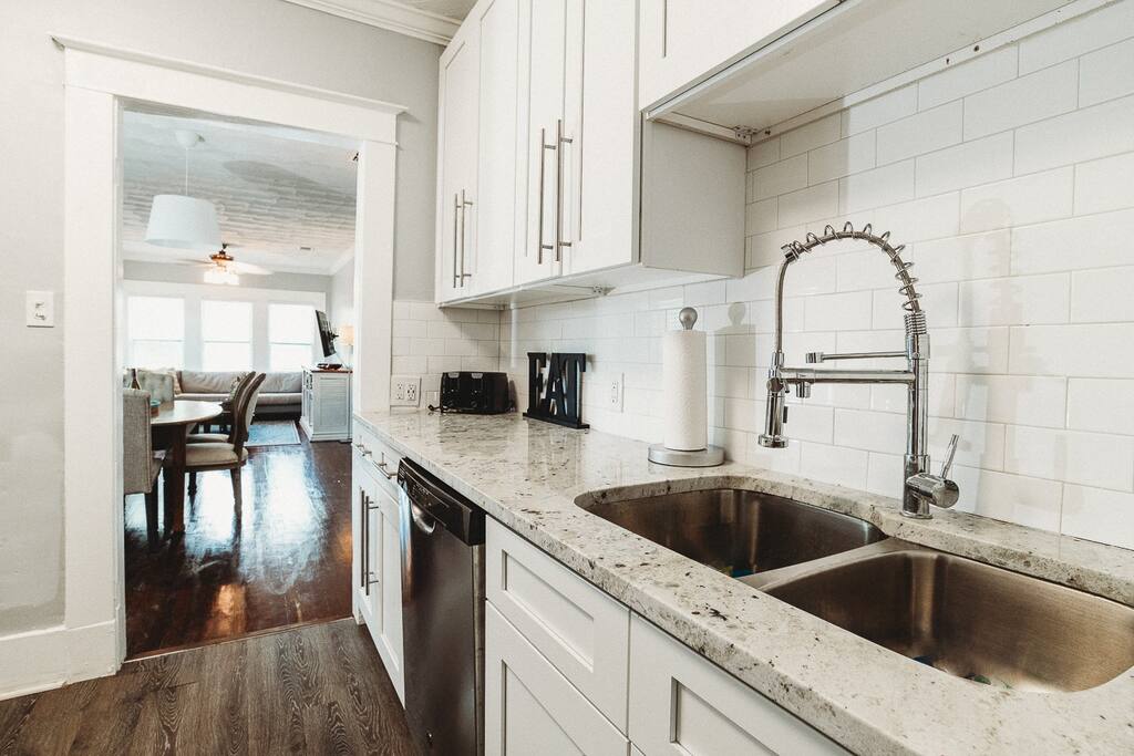 spacious-3-unit-retreat-near-downtown-st.-pete/