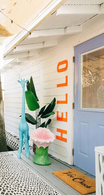 fall-specials-the-twisted-tulip-a-curious-stay/