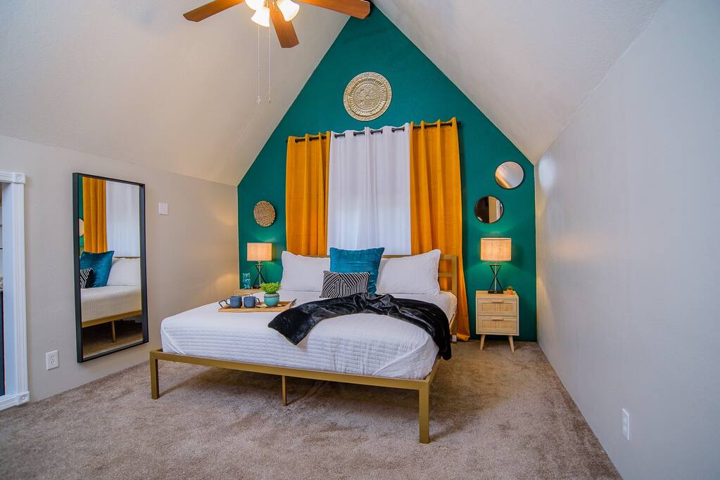 unique-a-frame-or-king-or-tlu-or-work-friendly-holiday-home/