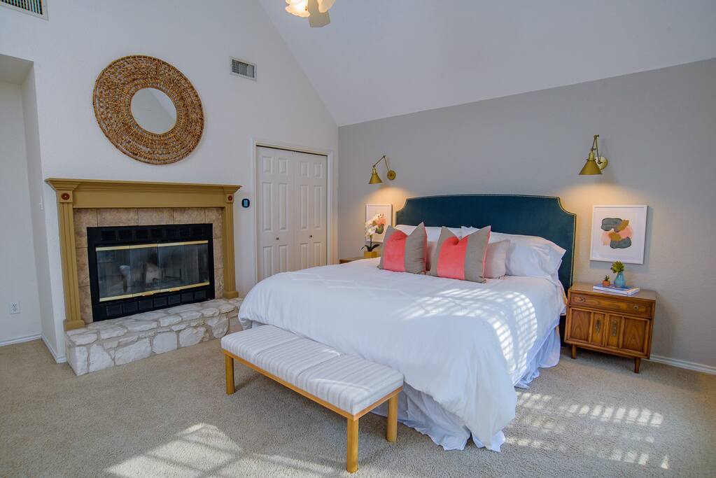 three-oaks-retreatorpingpongor2kayaksor2paddleboards/