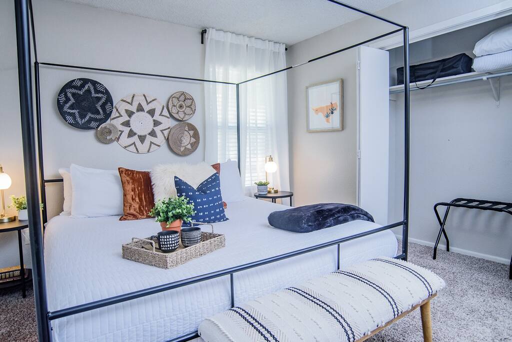 coffee-bar-or-fast-wifi-or-workers-welcome!/