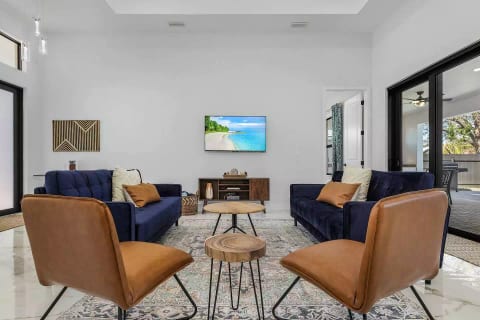 License to Chill, FREE heated saltwater pool