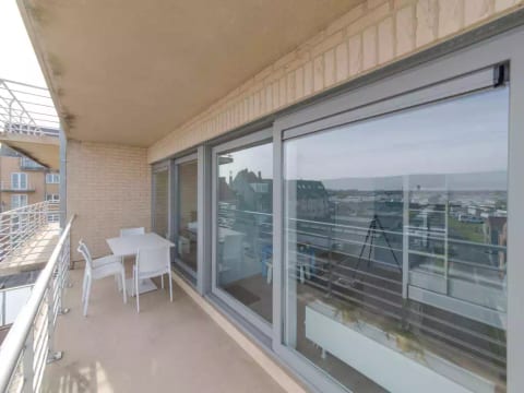 Solis with balcony