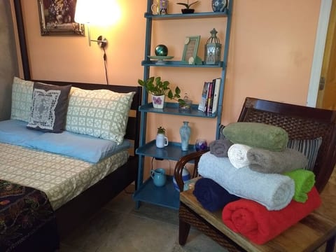 Seating space on the 1st room.