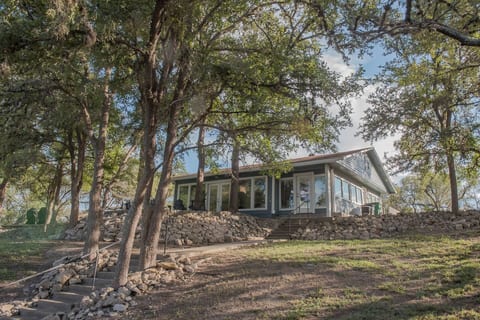 Guadalupe River Retreat