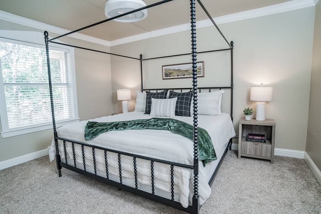 ranch-pool-fire-pit-sleeps-25!/