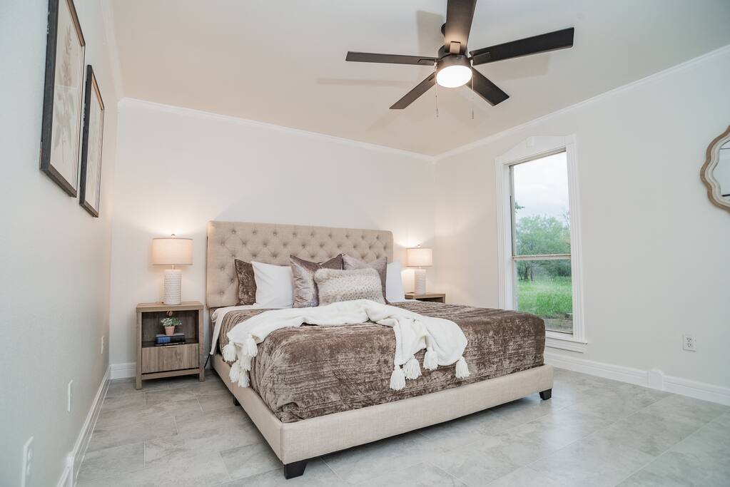 country-home-or-king-or-ottine-springs-or-firepit/