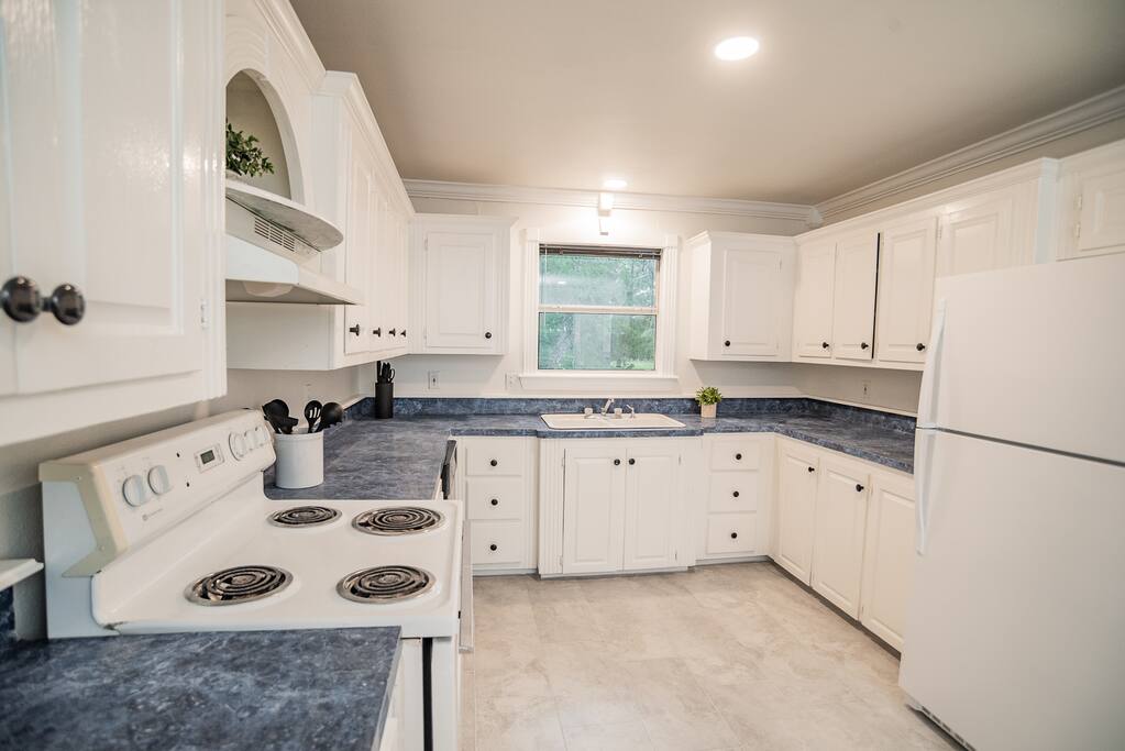 country-home-or-king-or-ottine-springs-or-firepit/