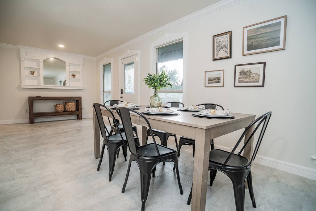 country-home-or-king-or-ottine-springs-or-firepit/