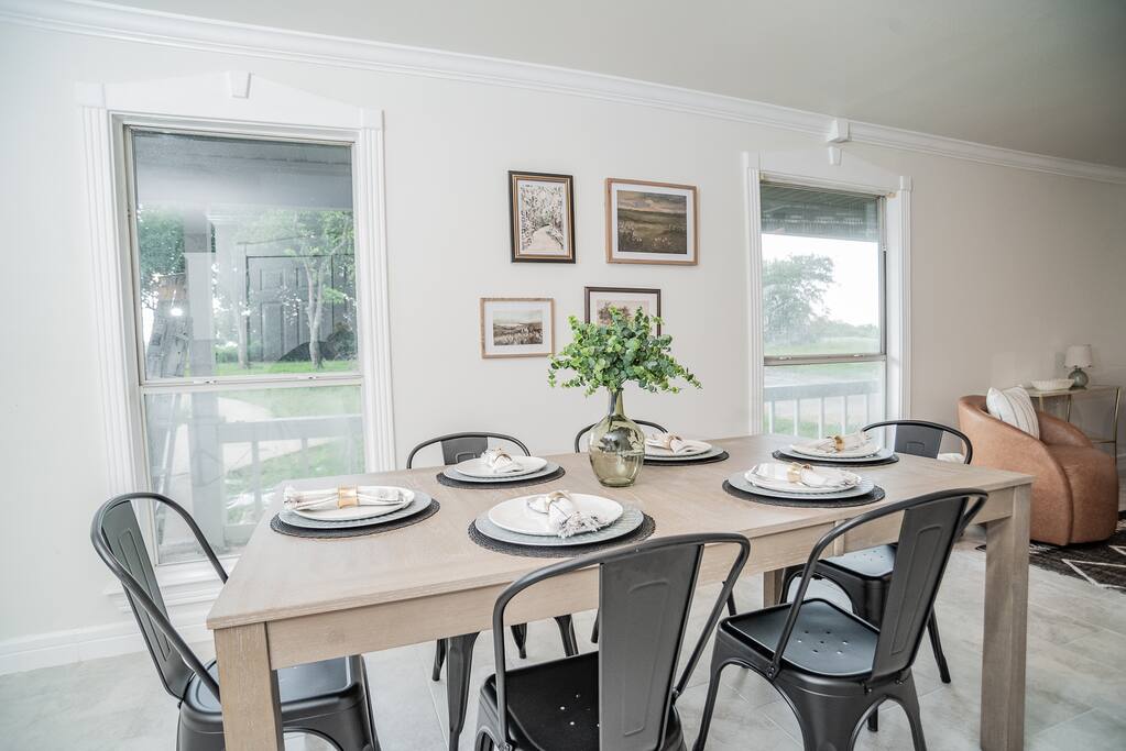 country-home-or-king-or-ottine-springs-or-firepit/