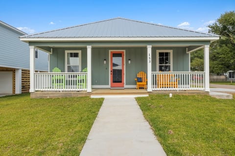 Front of house and it's much bigger on the inside. With 5 bedroom and 3 baths, your group will enjoy this relaxing and peaceful home.