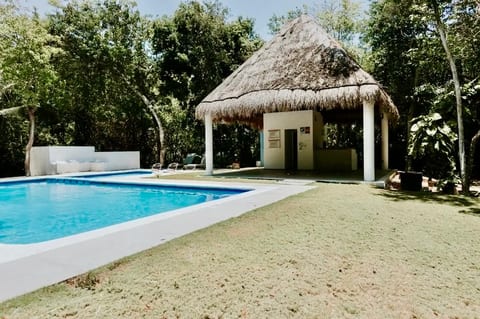 Tropical Boho Chic image 4