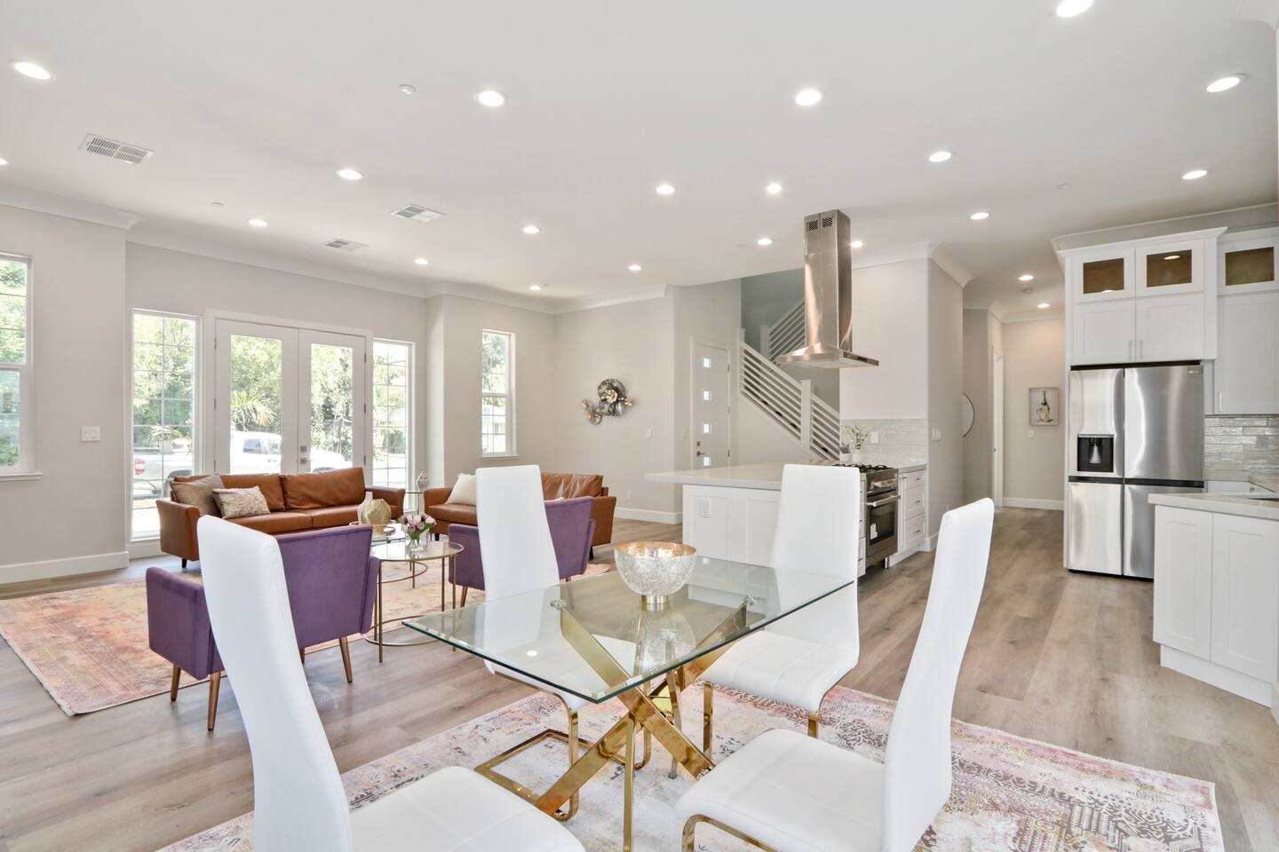 The Salma Plan: 4BR/3.5BA, 2600 Sq Ft, Near Campus - Holiday Home