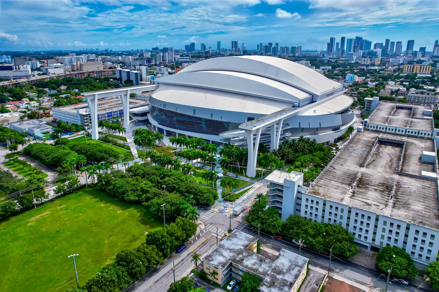 1 Block south of Loan Depot Park - this apartment is perfect for Marlins Baseball games and other great events!