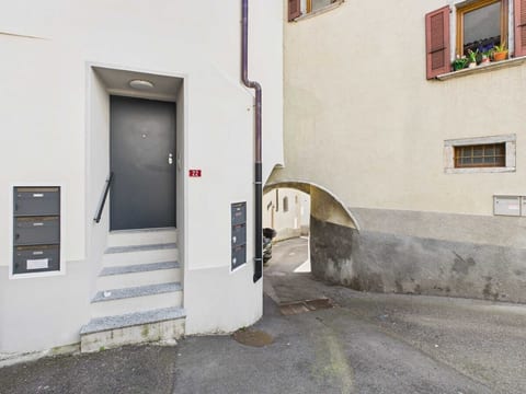 Court House Curio- in the green Malcantone