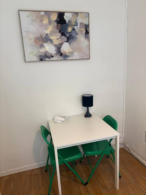 Central London Apartment, Zone 1