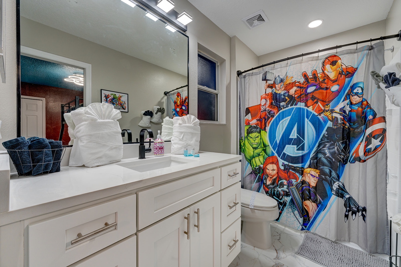 deadpool-wolverine-bunk-room/