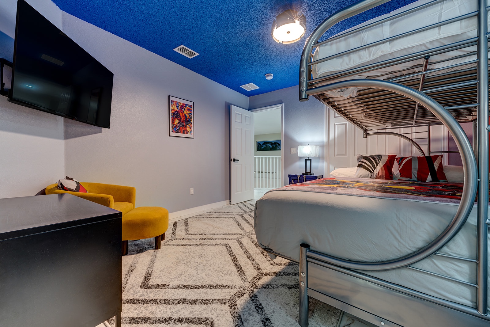 deadpool-wolverine-bunk-room/