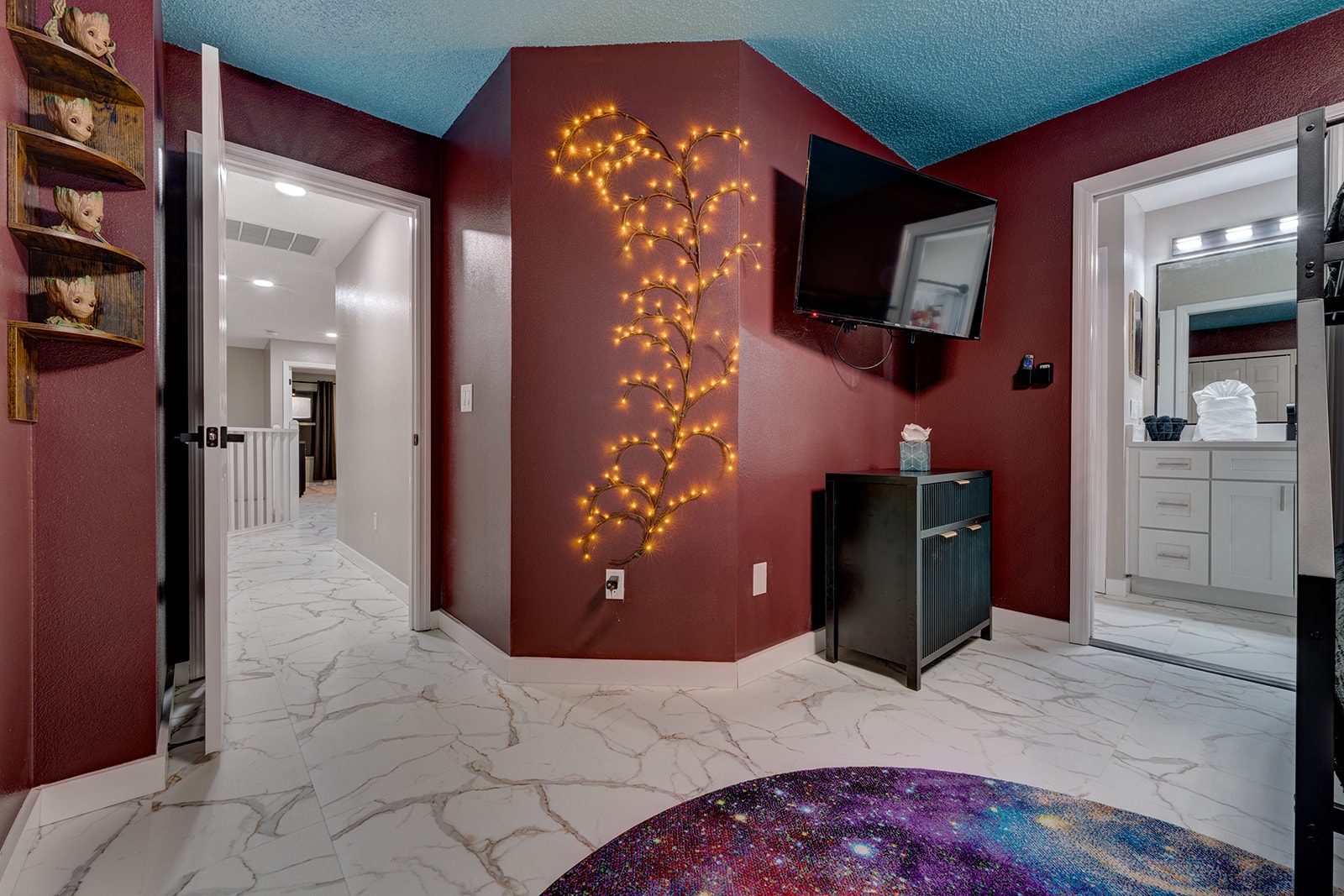 groot-galaxy-bunk-room-shared-bath/